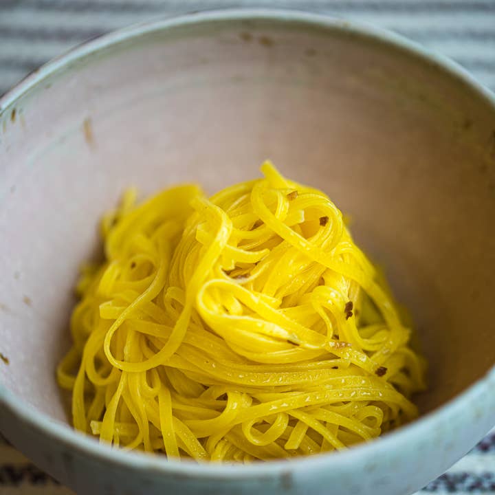 TartufLanghe - Wholesale Olive Oil - Cold-Pressed EVOO with Black Truffle Slice – L’Oro in Cucina3