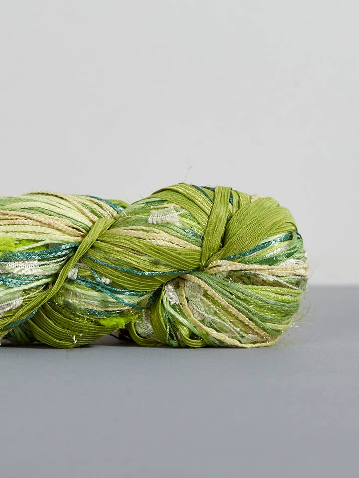 Alp Dazzle | 503 for wholesale by Urth Yarns