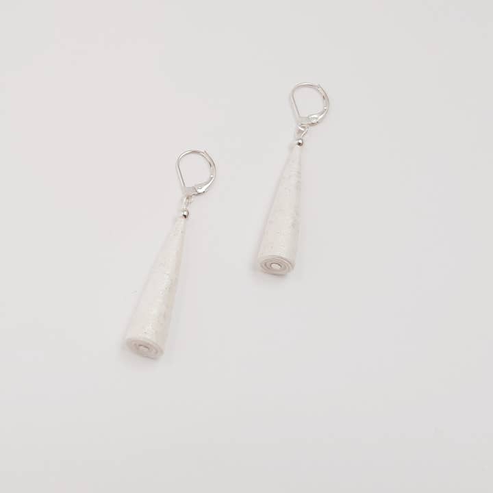 MAISONAURORE PARIS - Wholesale Dangle Earrings - Athena Pearlescent White Earrings2