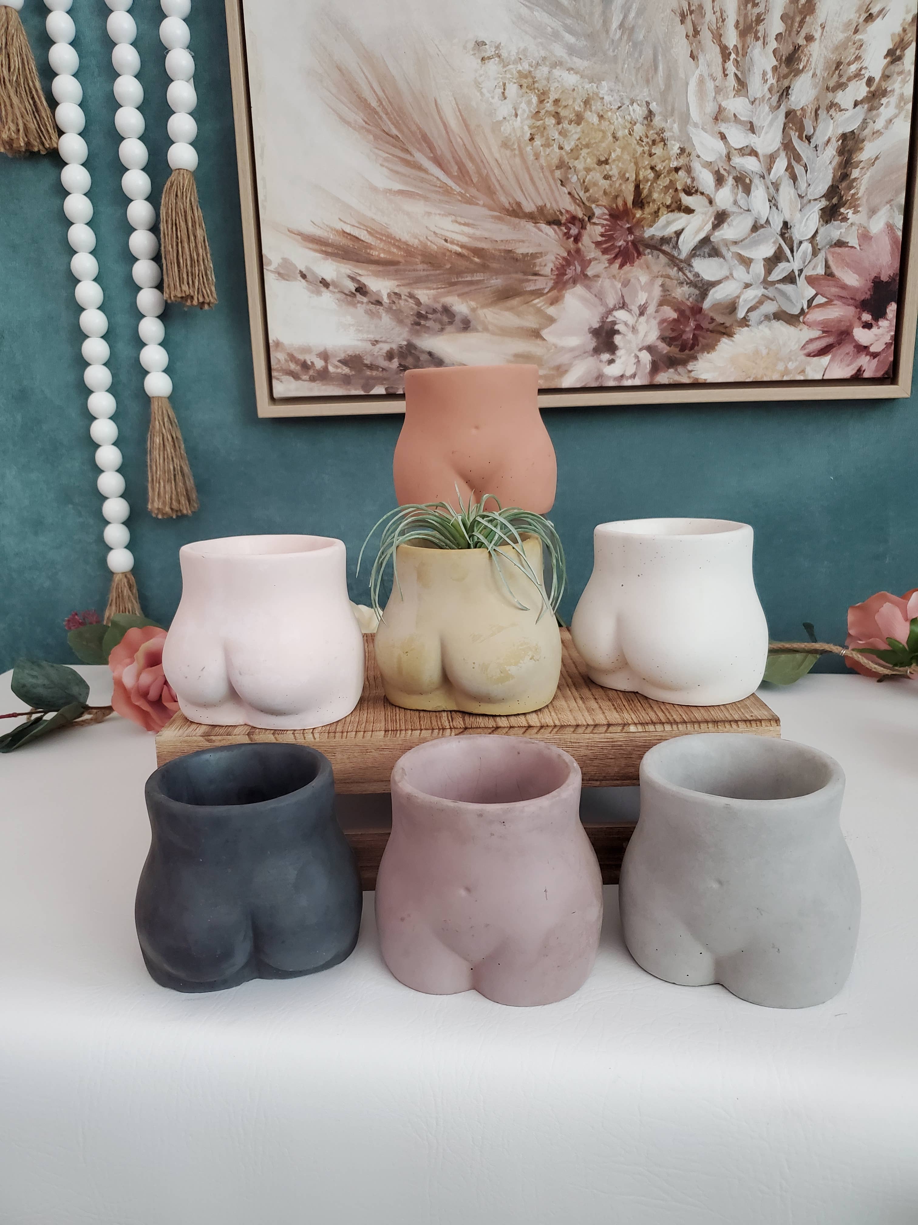 House Americana - Wholesale Plant Pot - Butt Booty Concrete Planter Pot With Drainage6