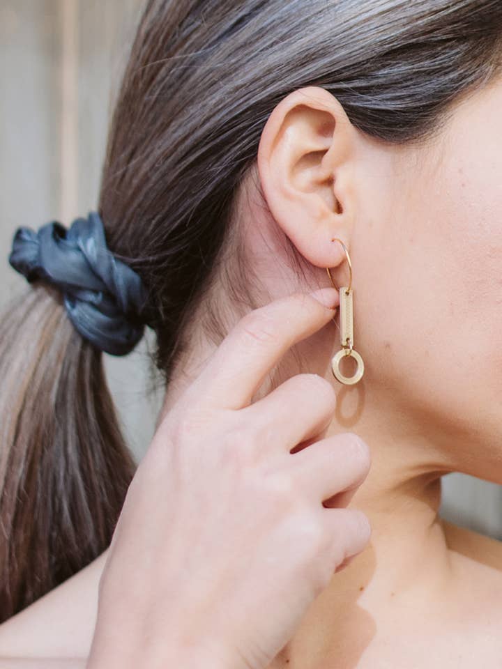 Venecia gold earrings for wholesale by Seron