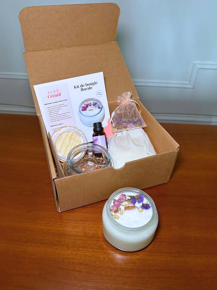 DIY Floral Candle Kit for wholesale by Le Kit Créatif
