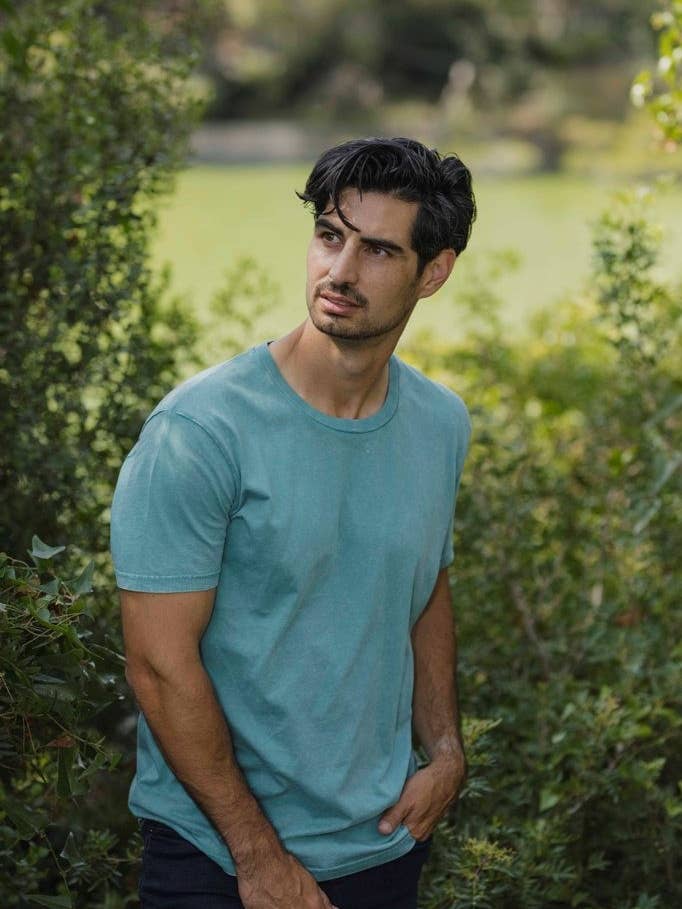 PLAIN GREENY BLUE T-SHIRT für den Großhandel von LPKN