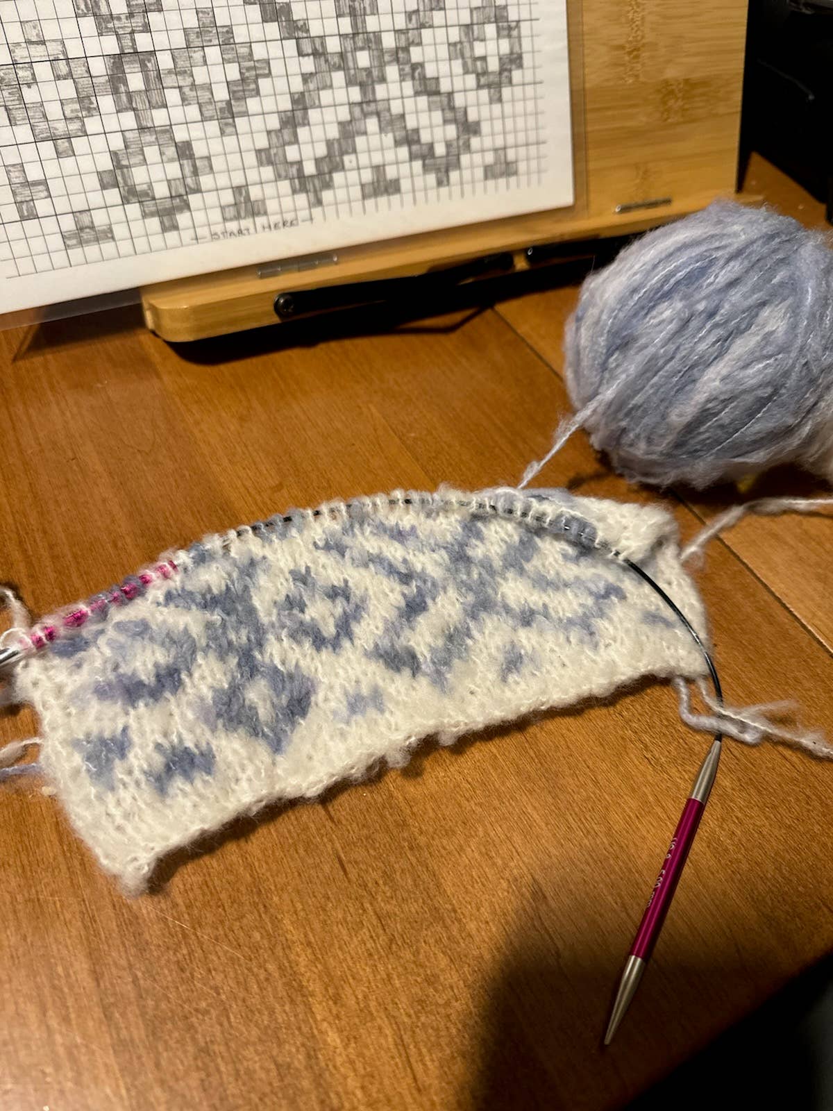 Koigu Wool Designs – wholesale Garn – Andra - Extra-fin Borstad Merinoullgarn19