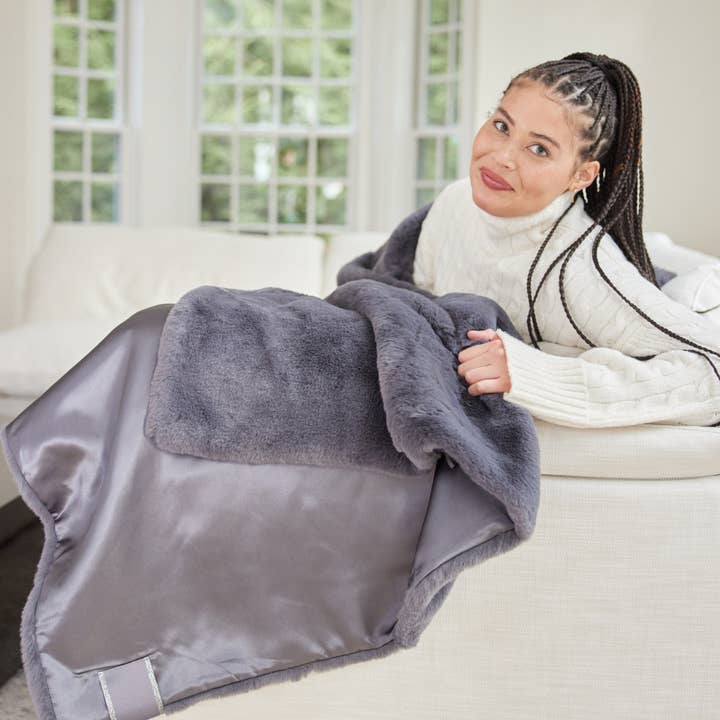 Pretty Rugged - Wholesale Throw Blanket - Luxury Indoor Blanket with Waterproof Backing | Pretty Rugged5
