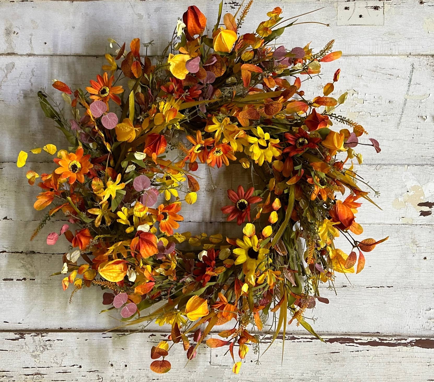 KMI International Corp. – wholesale Wreath – Autumn Wreath – 12" Rim, 26" Dia, HW, Lanterns & Pumpkins1