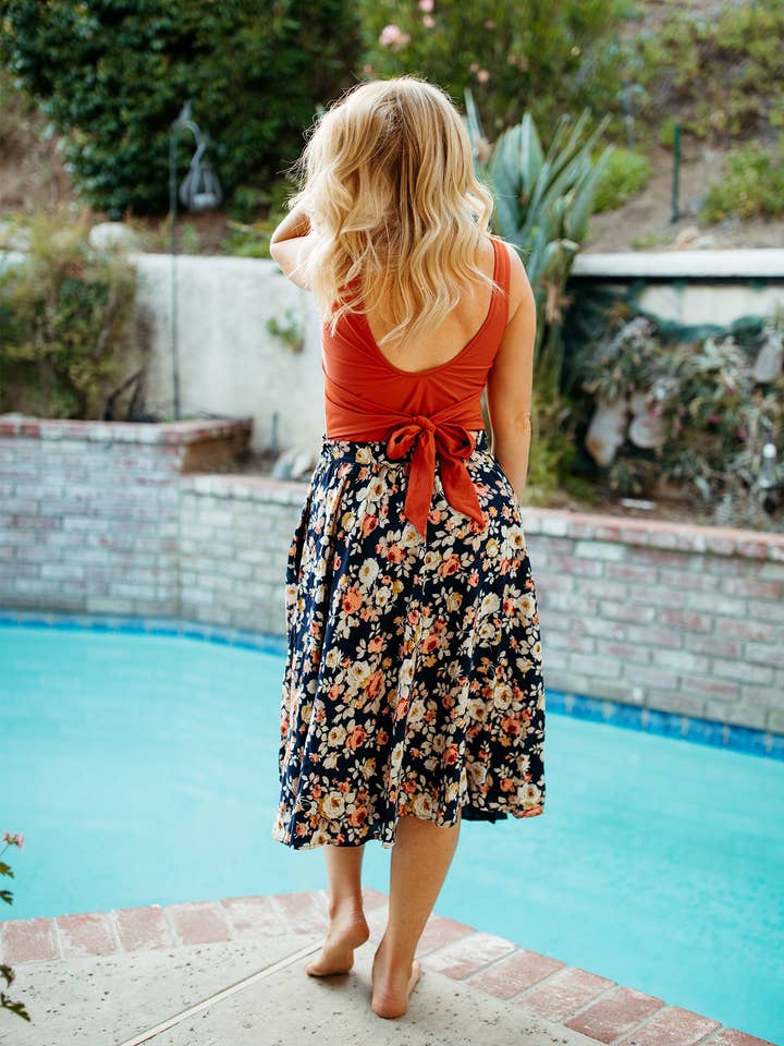 Midi Skirt In Navy Fleur for wholesale by Jessica Rey