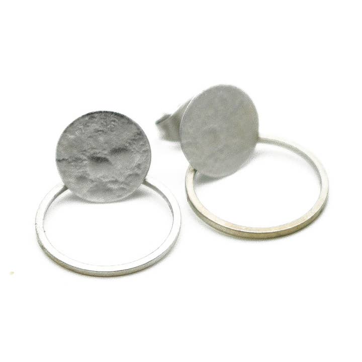 Pura Earring 59 Stylish earrings with plate and circle for wholesale by Sergio Engel jewellery