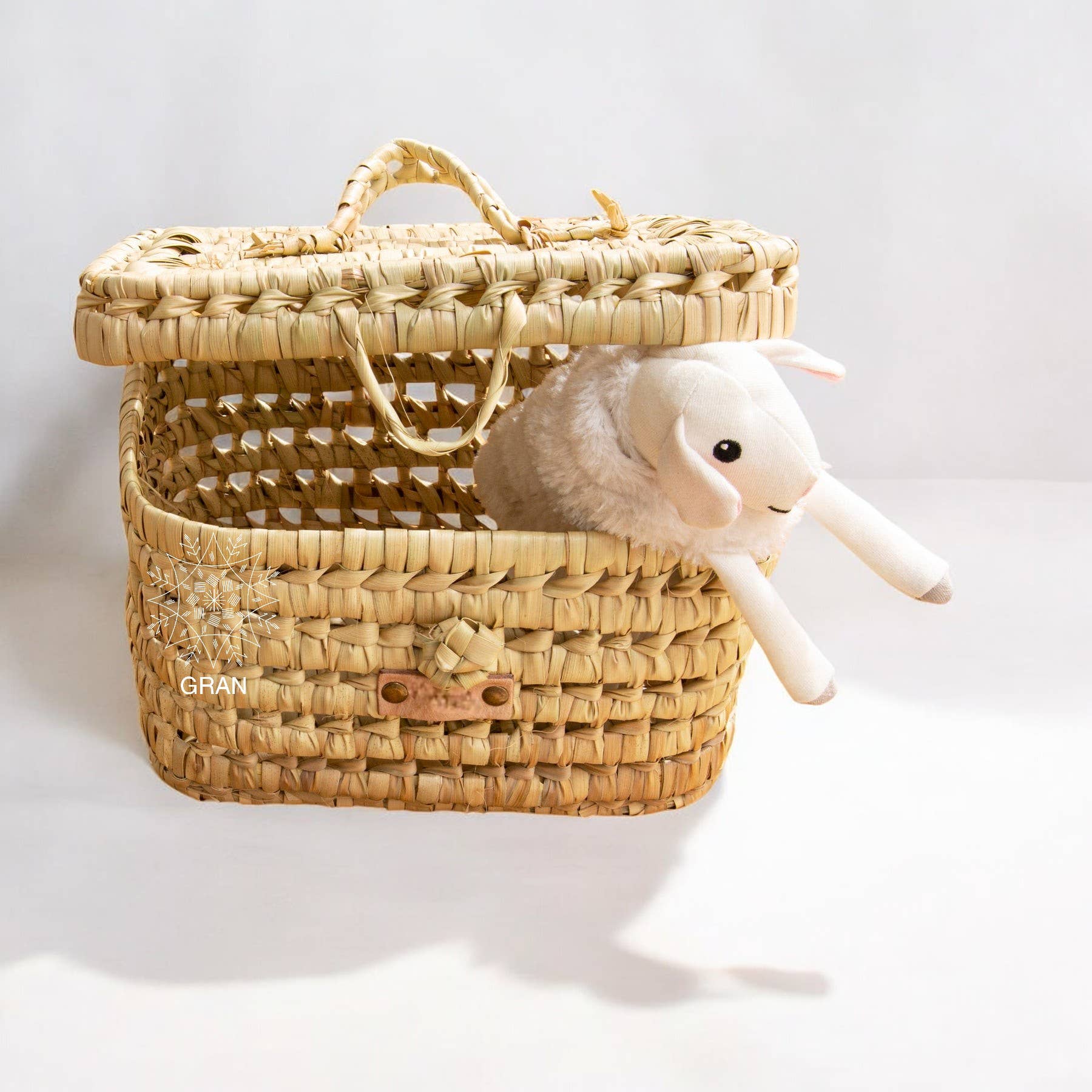 Gran Wholesale - Vente Paniers - Petit panier de toilette en feuille de palmier1