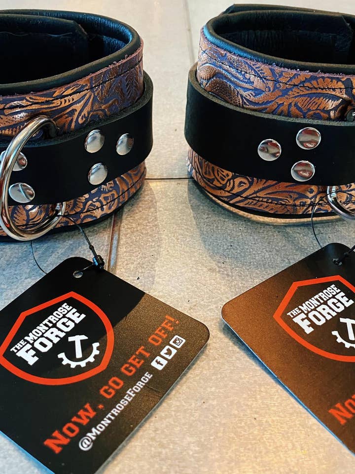 Låsebeslag til ankel - Metal (4 farver) for engroshandel hos The Montrose Forge