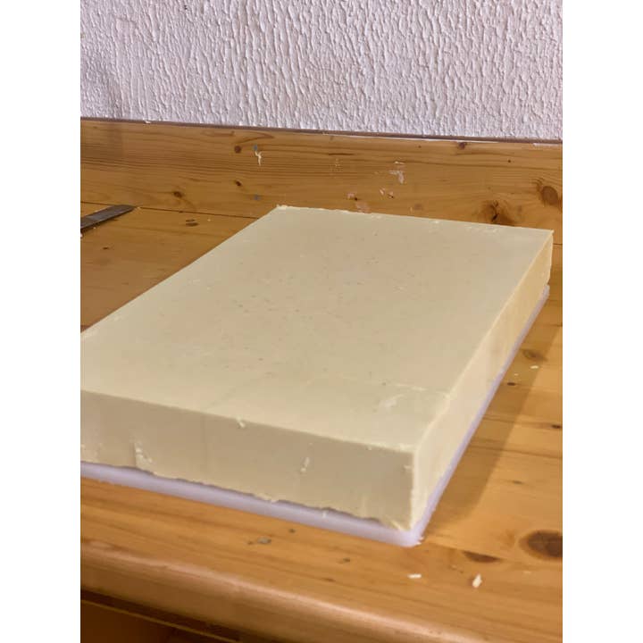 Bulles De Camargue – wholesale Tvål – Handgjord överfettad tvål med ekologisk åsnemjölk LE BOURRIQUETTE4