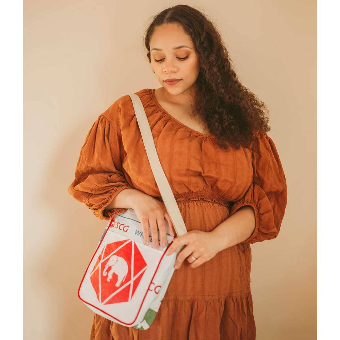 Malia Designs - Wholesale Crossbody Bag - Women's - Diamond Elephant Crossbody Bag2