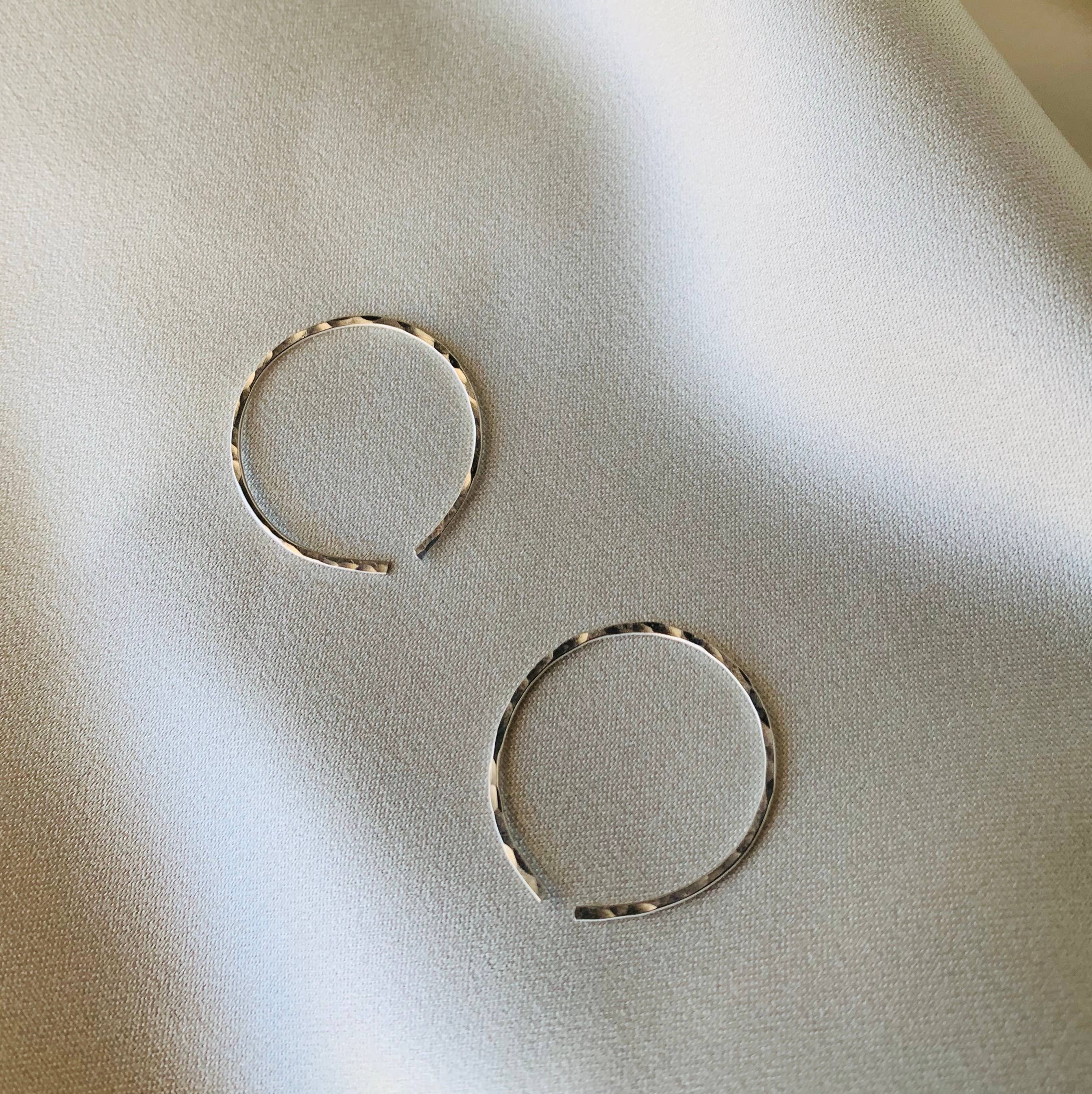 Points Jewelry - Wholesale Hoop Earrings - Matriarch Collection - Mini Hammered Hoop1