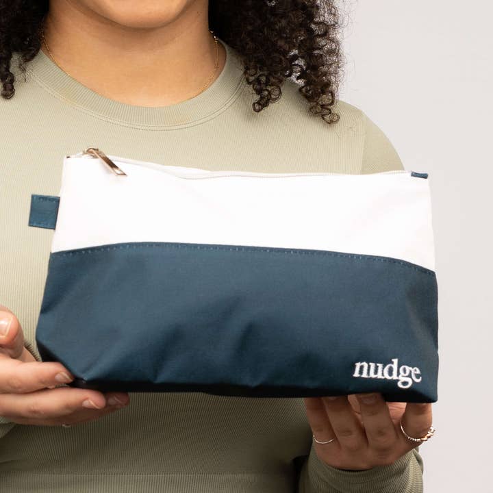 Vaskbar og holdbar rejsepose for engroshandel hos Nudge