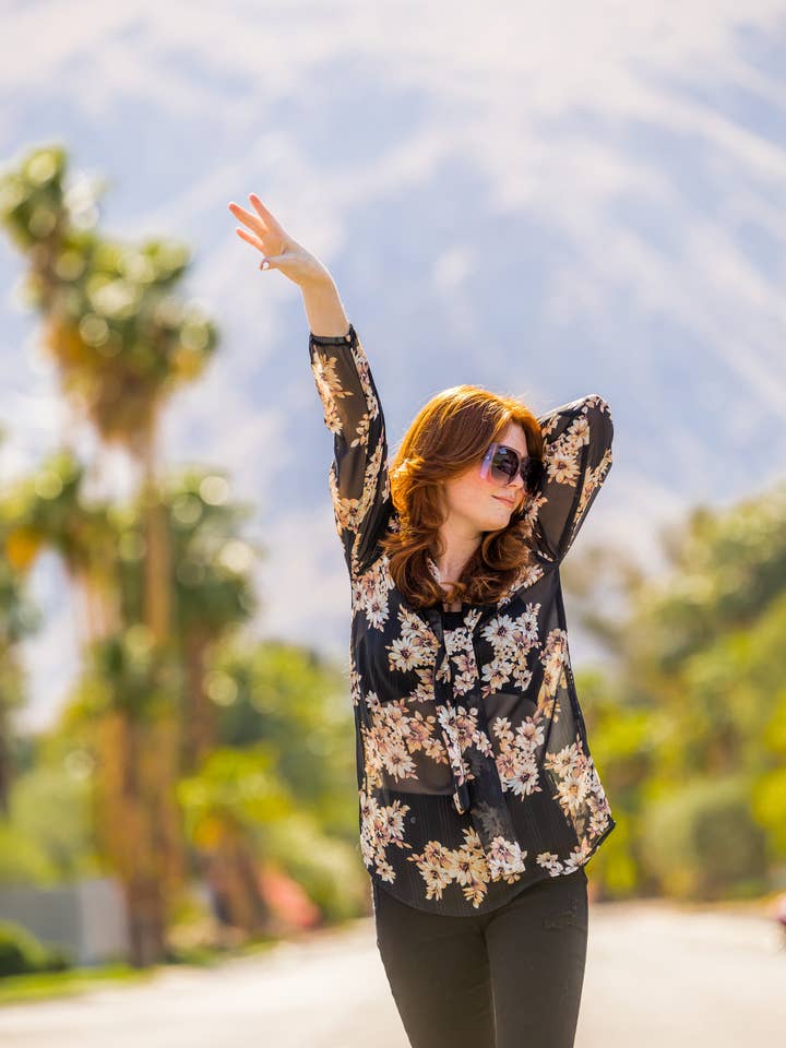 Jennafer Grace – Großhandel Bluse – Damen – LiZa Tie Bluse1