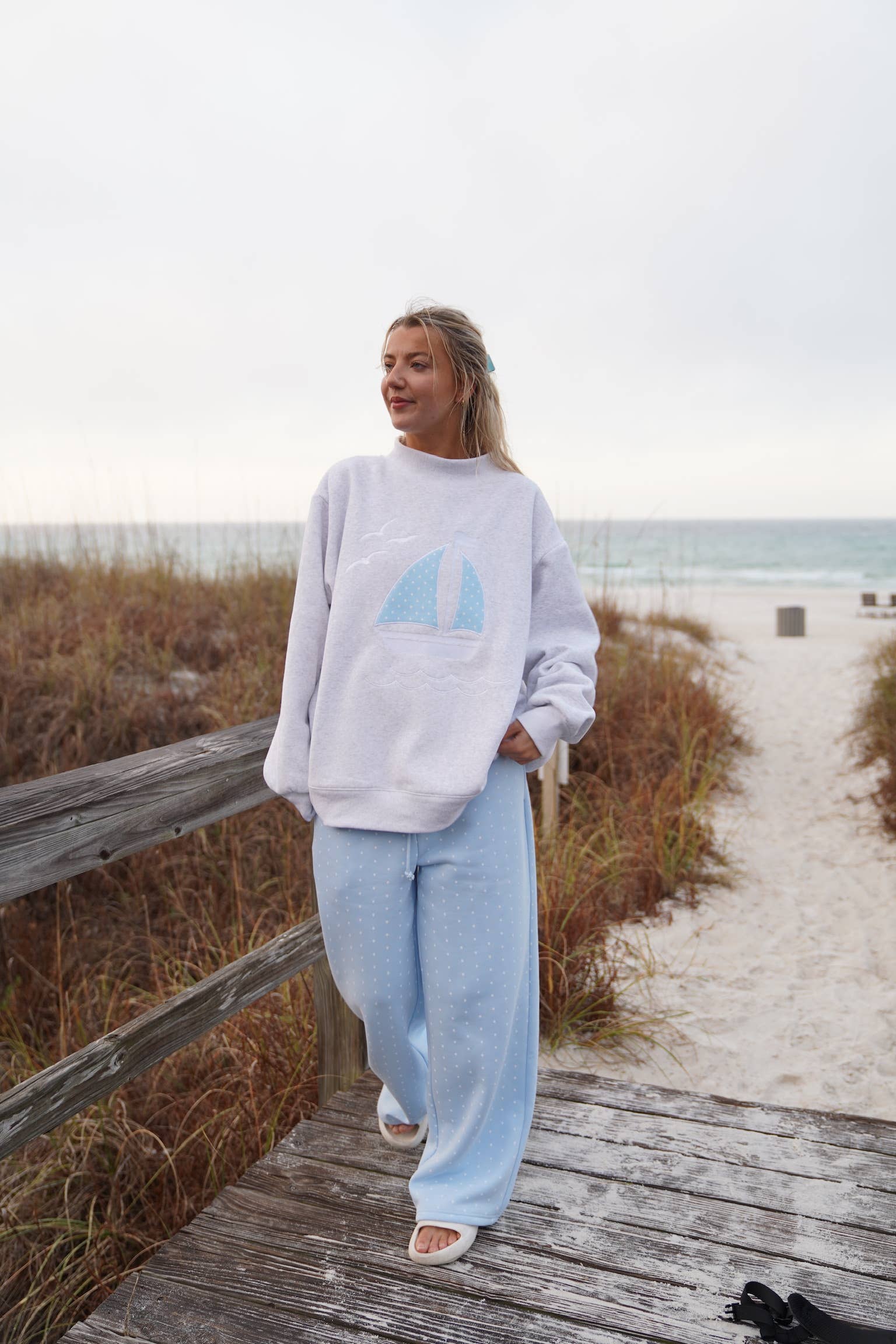 Sunkissed Coconut - Wholesale Sweatshirt - Women's - Polka Dot Sailboat Embroider Mockneck Sweatshirt7