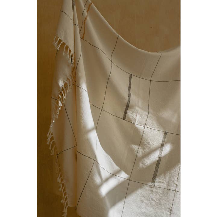 kanju Interiors - Wholesale Throw Blanket - Nadi Hand-Loomed Cotton Throw