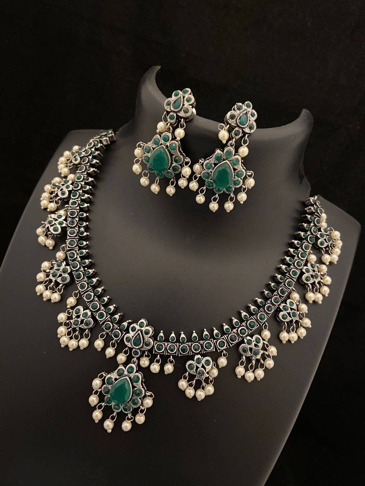 Vastrabhushan – wholesale Jewellery set – Handmade Indian Ethnic Gutta Pusalu Necklace Set5
