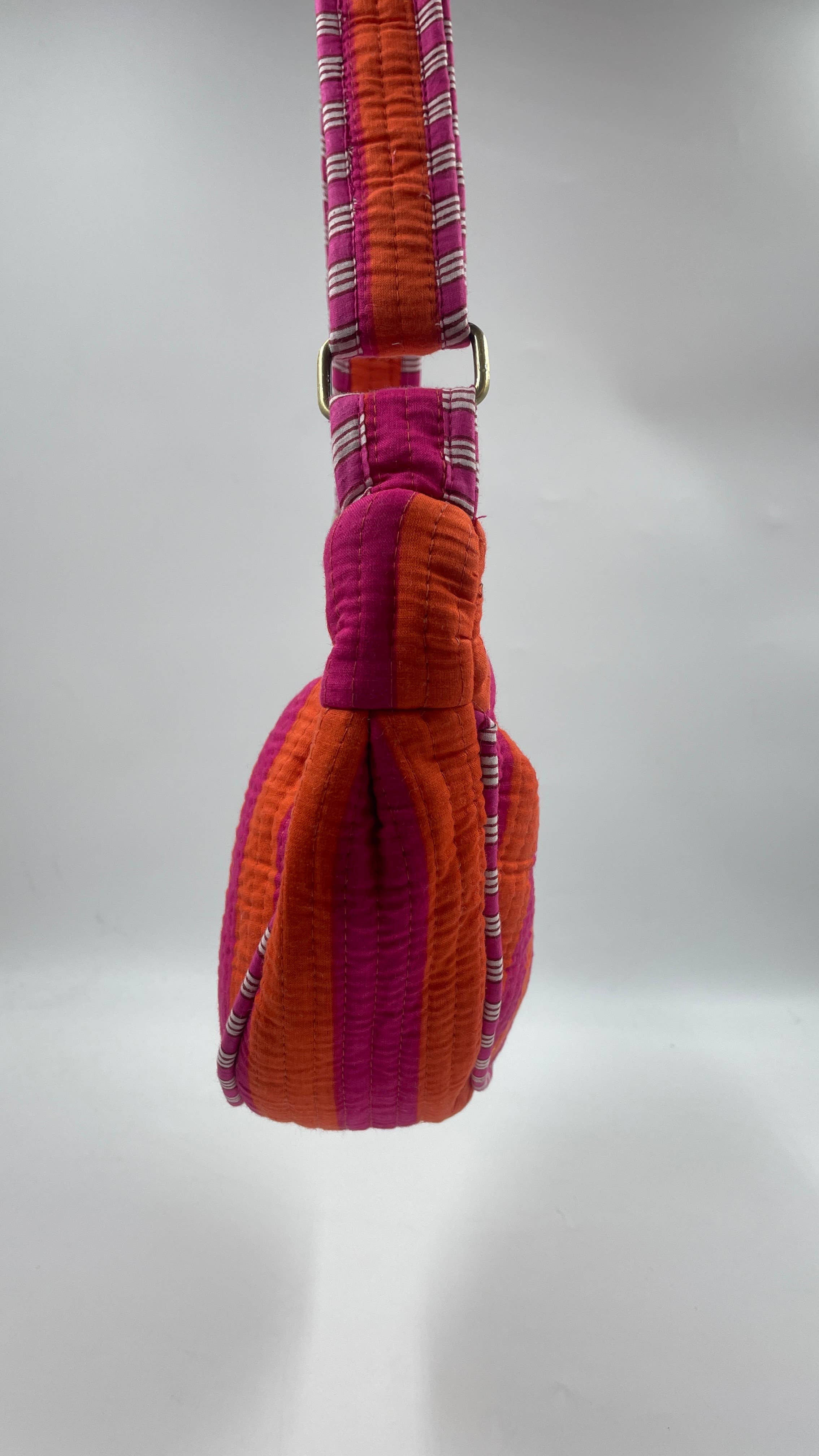 Funky Yak Ltd – wholesale Crossbody bag – Women's – 100% Cotton Kantha Quilted Shoulder Bag/Cross Body Bag6