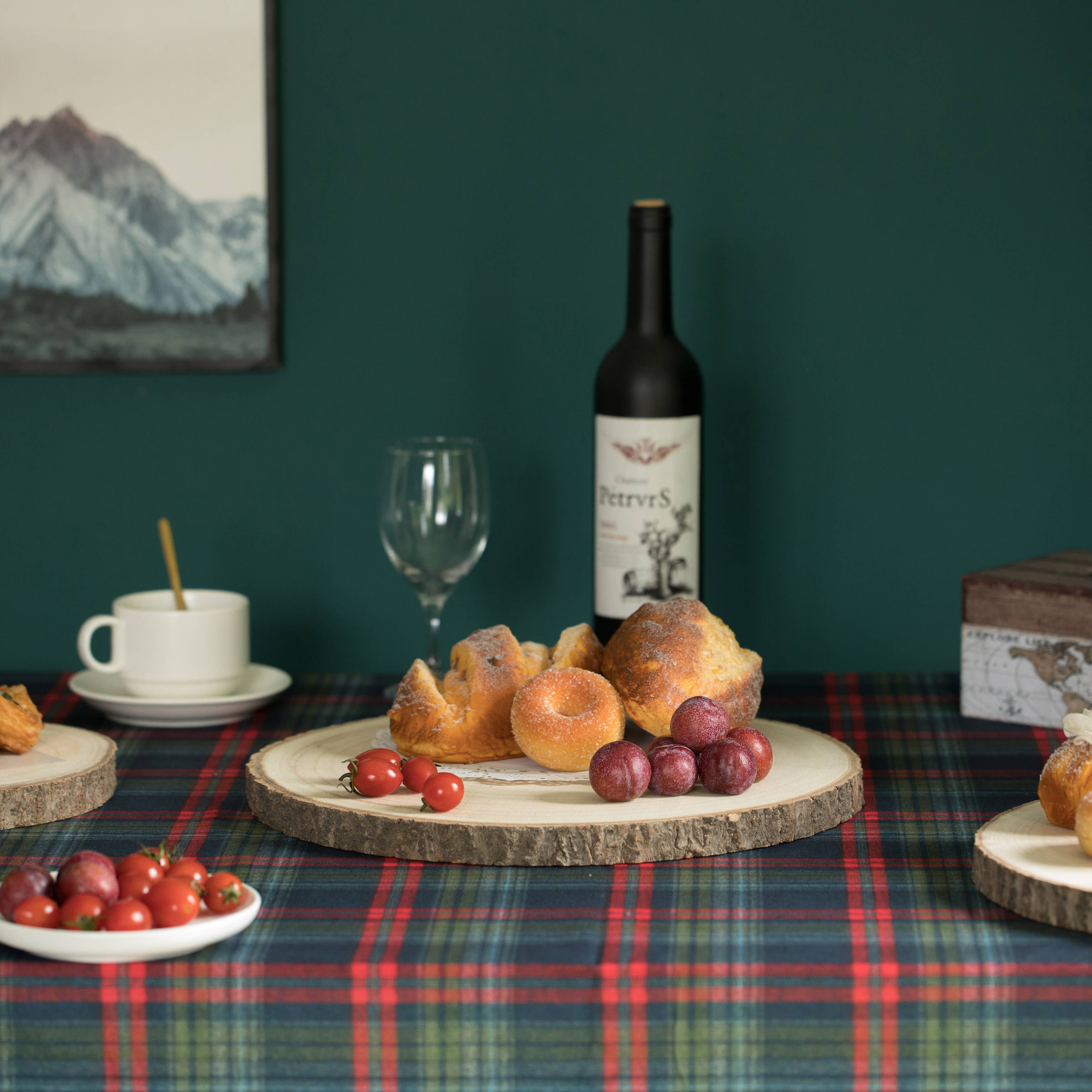 Quickway Imports – wholesale Decorative tray – Wooden Slice Tray Large Rustic Table Charger Centerpiece7