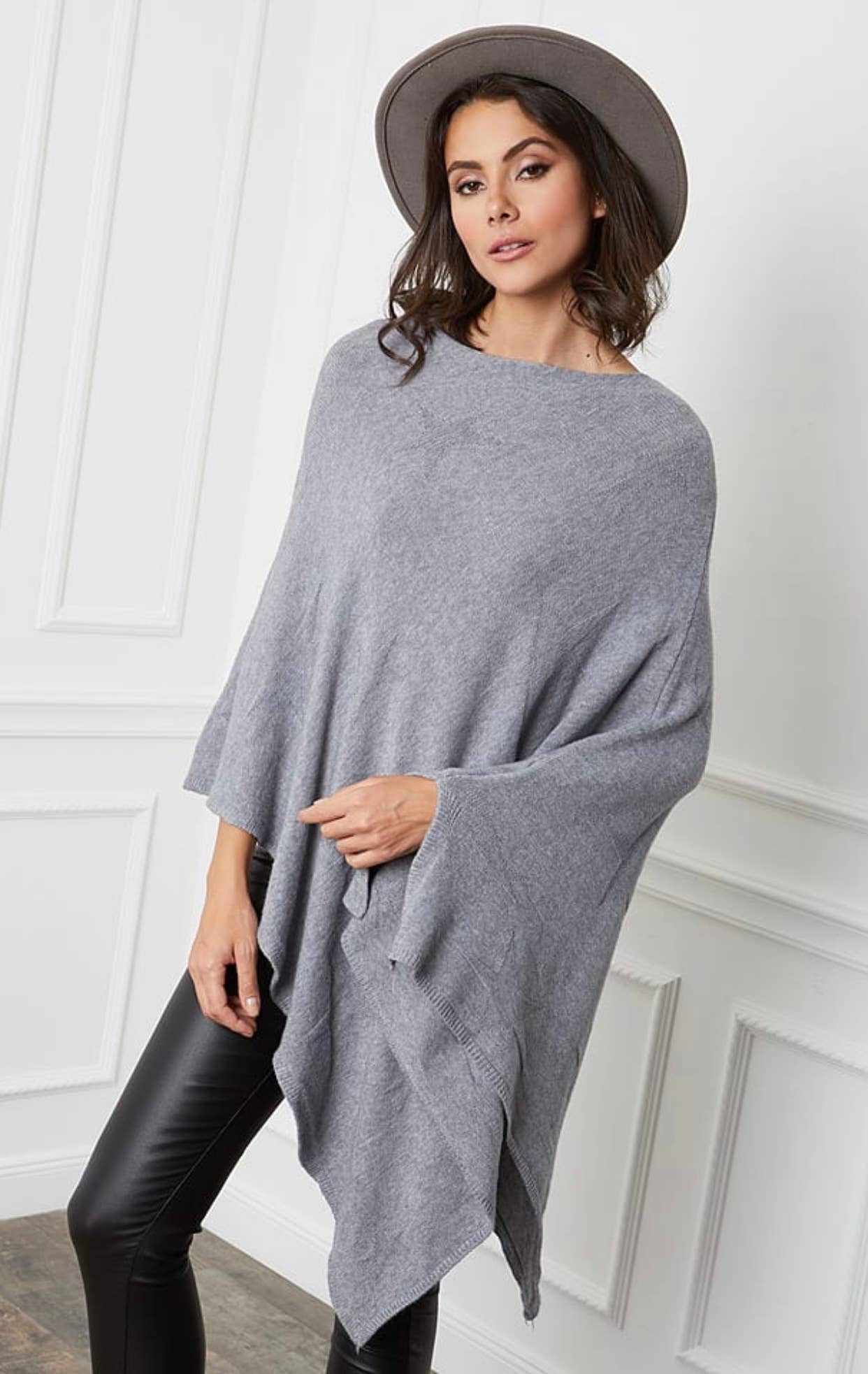 LÉA & LUC - Wholesale Poncho - Women's - Ponchos REF.007629