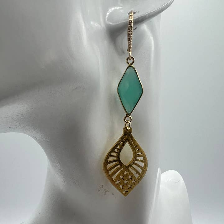 Boucles d'oreilles en pierre précieuse / Diamant aqua, Marquise en filigrane d'or pour la vente par Ritzy Roxx