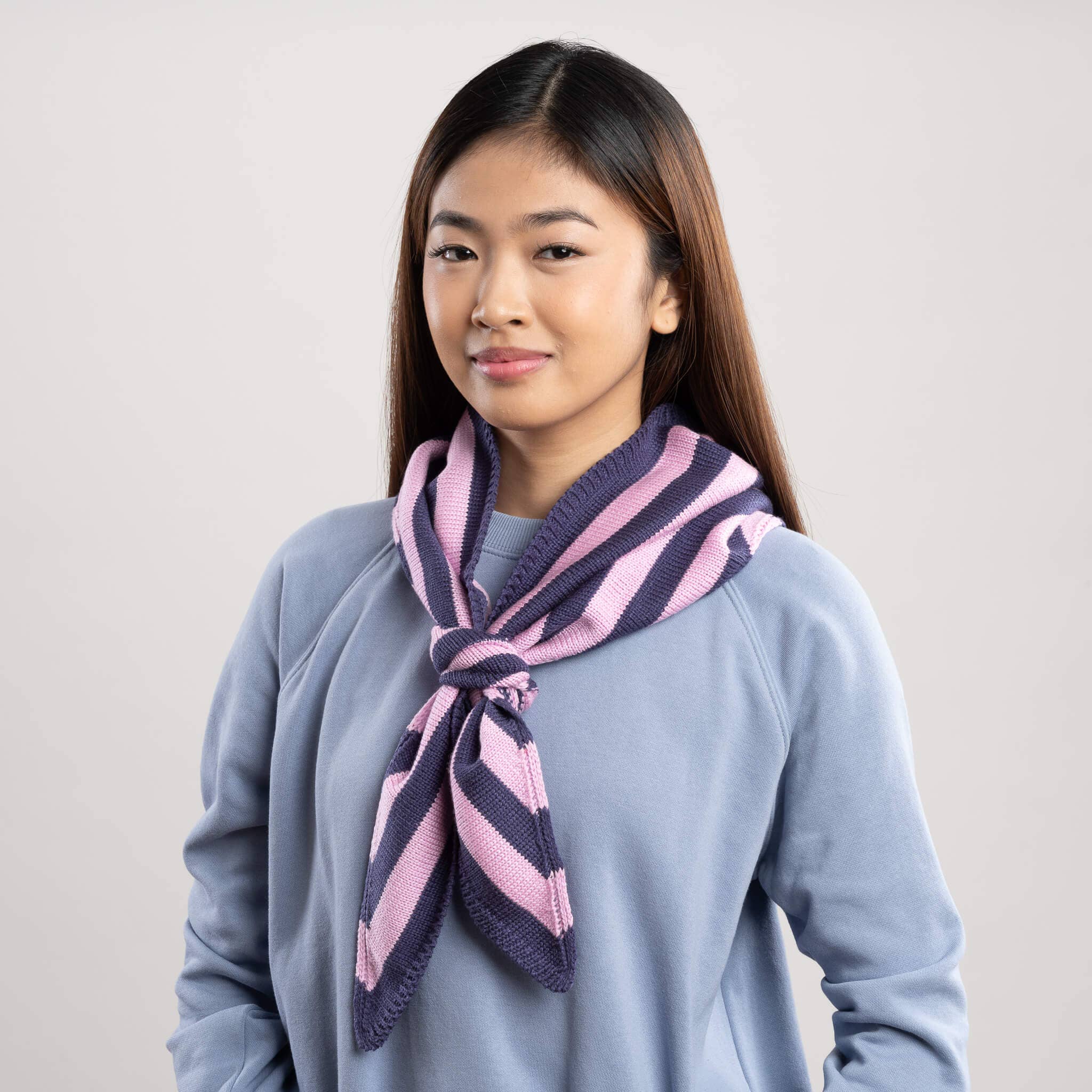 VERLOOP | knits - Wholesale Scarf - Women's - Simple Stripe Triangle Scarf15