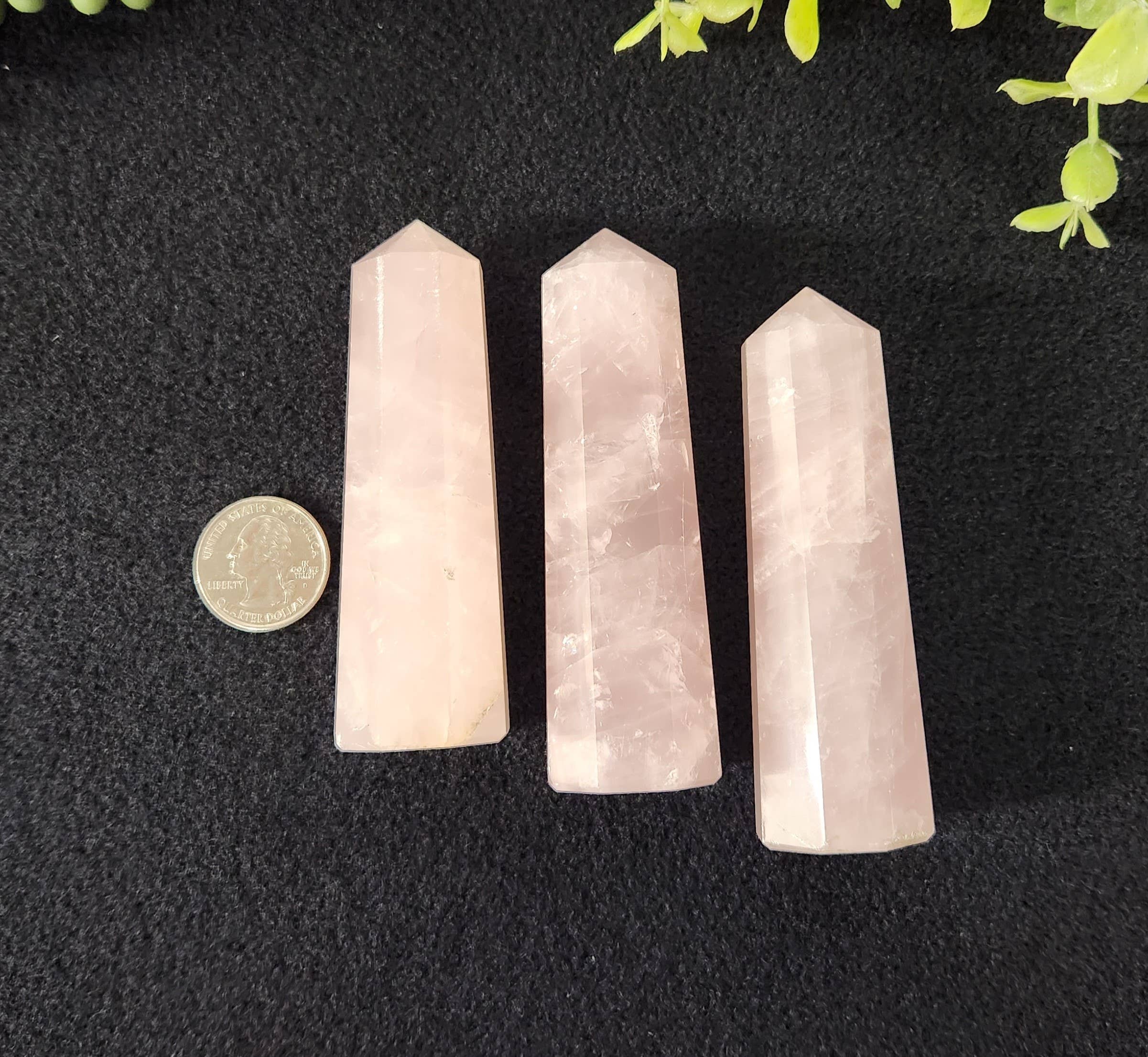 Meraki Gemstones - Vendita all'ingrosso Pietra/cristallo spirituale - Torre sfaccettata in quarzo rosa a 8 sfaccettature da 3,5 a 3,75 pollici o 8,9 - 9,5 cm1