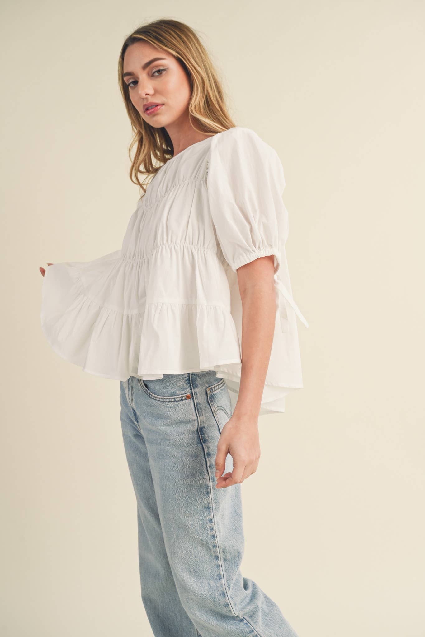 &MERCI - Wholesale Blouse - Women's - TIERED SHIRRING PUFF SLEEVE TOP MTP308151
