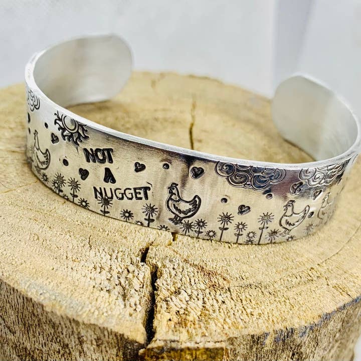 Geen Nugget Chicken Cuff Bracelet voor wholesale door Christy Robinson Design