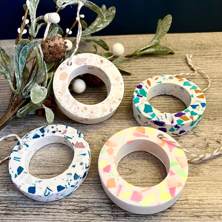 EMB Pretty - Vendita all'ingrosso Decorazione - Decorazione per albero ad anello in terrazzo