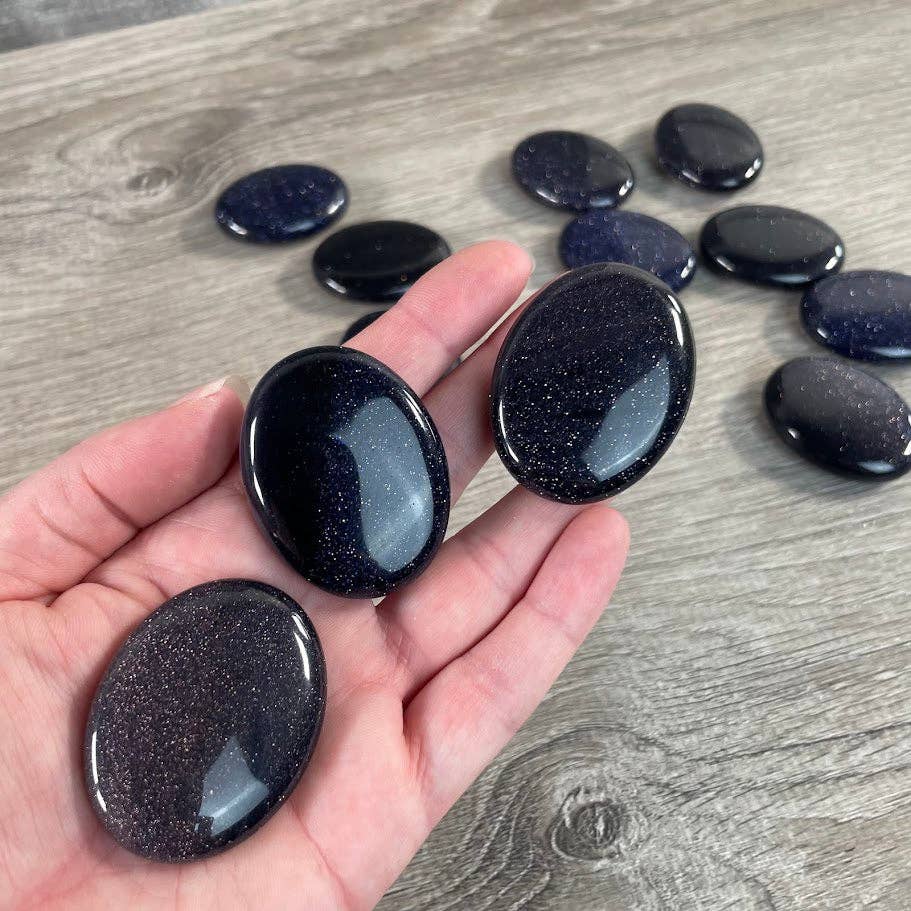 Keystone Crystals - Wholesale Spiritual Stone/Crystal - Gemstone Palm Stones 45mm – Bulk Crystal Supplies10