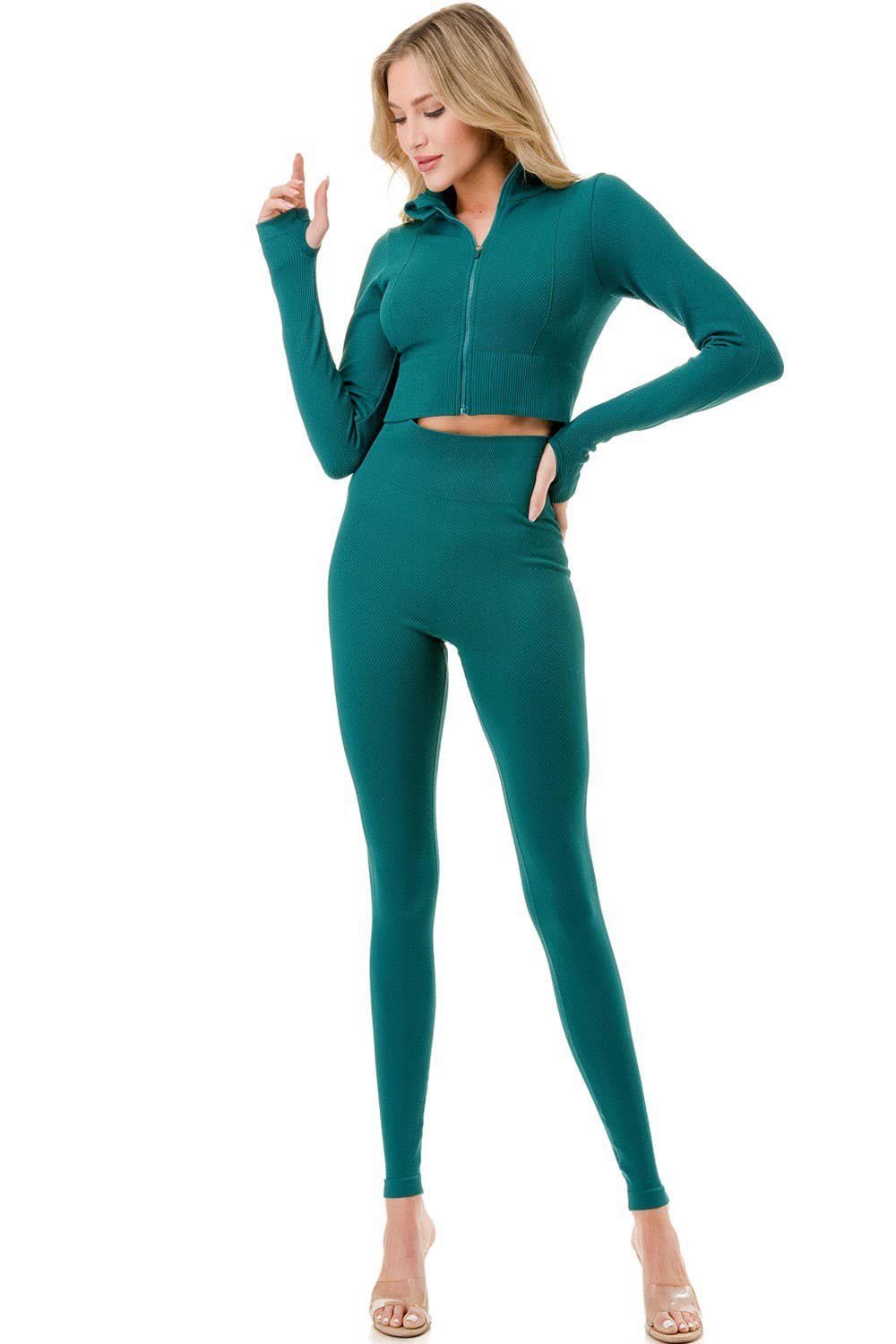 MIO WHOLESALE - Wholesale Activewear Set - Women's - JA33SET DIAMOND & STRIPE TEXTURED ZIP UP CROP JACKET SET3