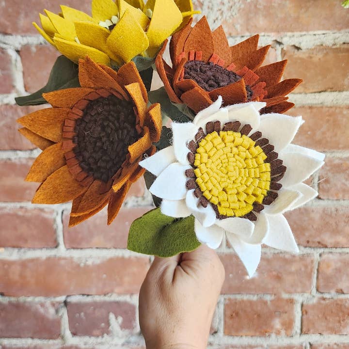 Madymae Felt Florals - Wholesale Artificial flowers - Felt Sunflower1
