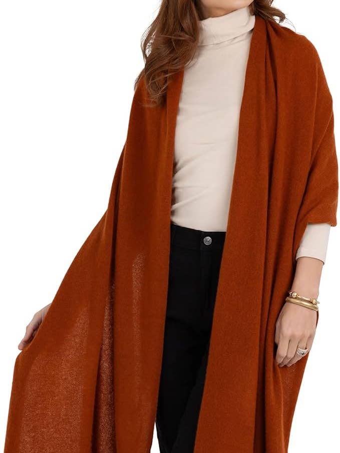 Velanio rust 100% kashmir strikket wrapsjal for engroshandel hos Velanio Cashmere