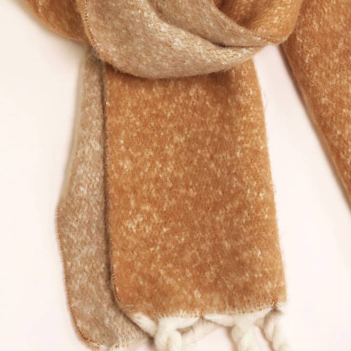 Lisa Angel - Wholesale Scarf - Women's - Camel Two Tone Winter Scarf