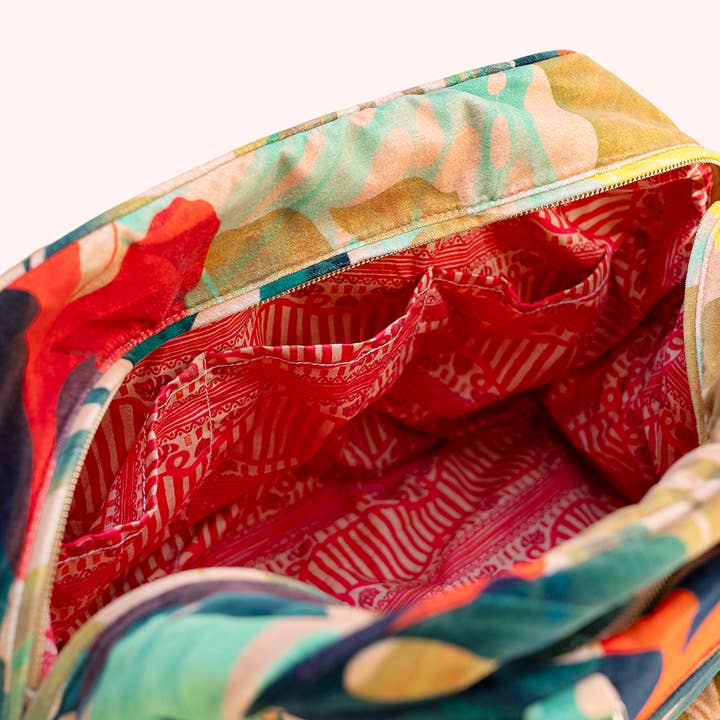 Green *SS26* Luxe Weekender Bag - Exotic Leaves for wholesale on Faire5