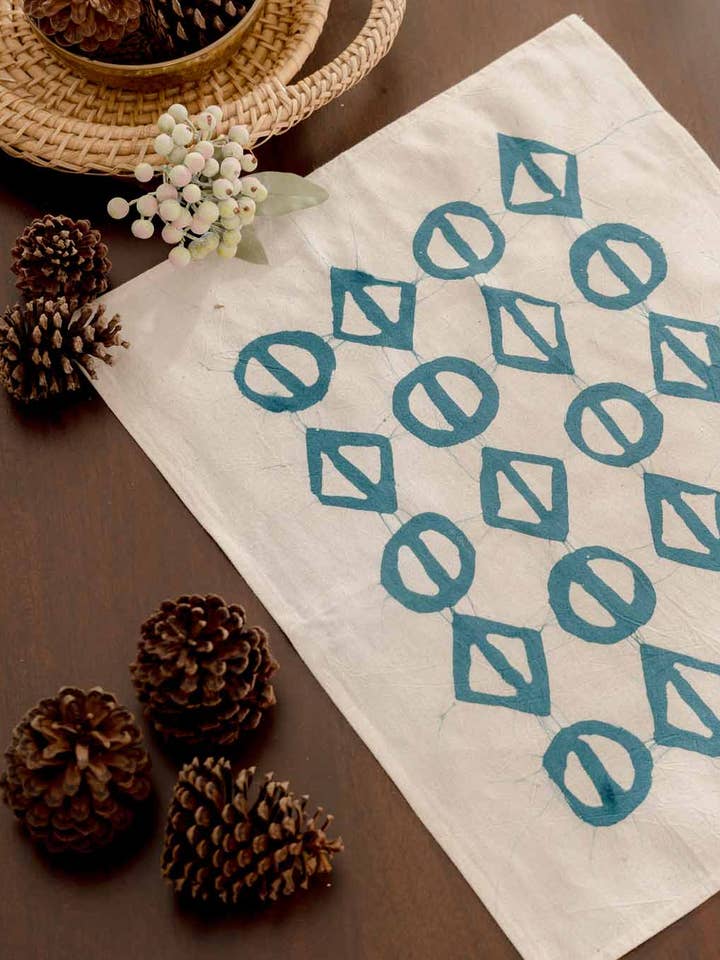 Thrigona Batik Placemat (Set of 2) for wholesale by Kohomba