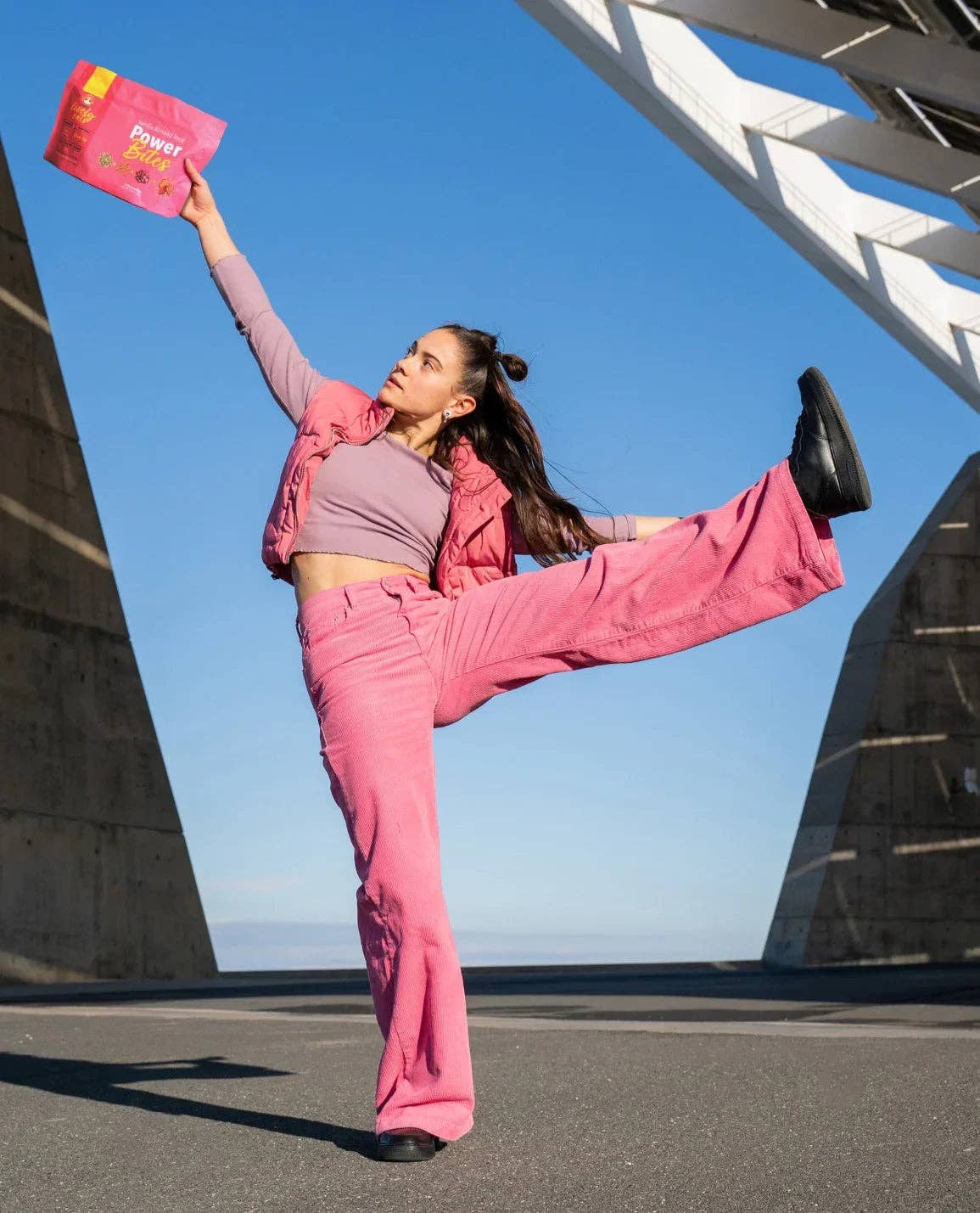 Luda's Lively Eats - Wholesale Snack Bar - Vanilla Almond Rose1