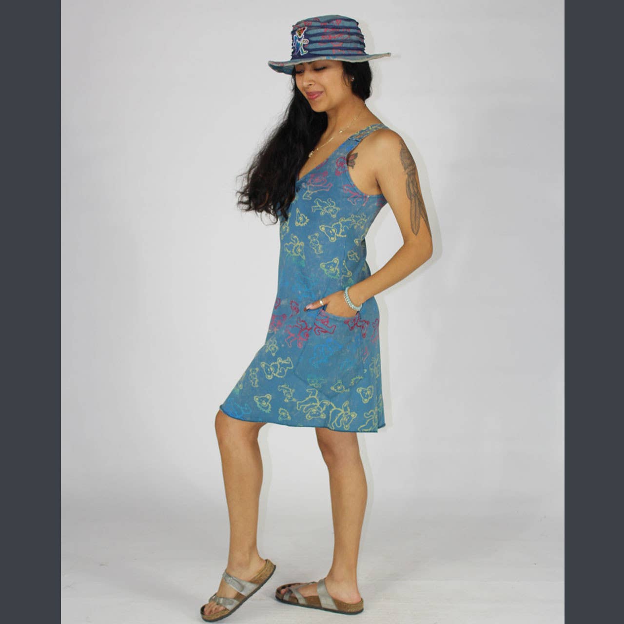 Jayli Clothing - Vente Robe – femme - Robe courte à bretelles spaghetti coupe rasoir Grateful Dead bohème4