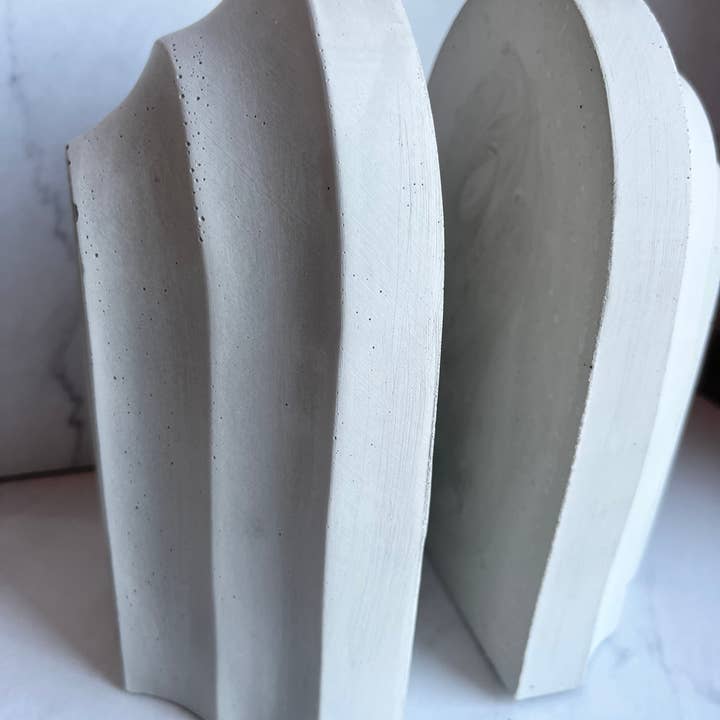 Nora - Vente Serre-livres - Serre-livres en béton arc-en-ciel6