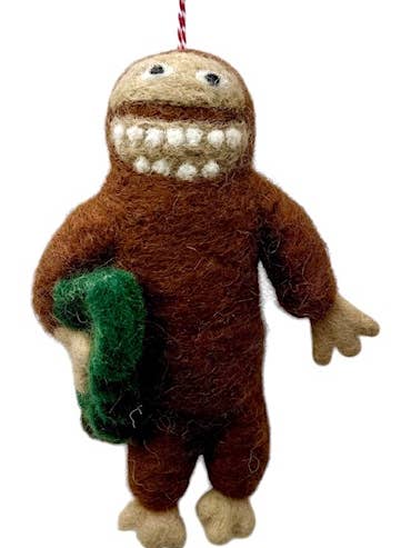 Felt ornament, Big foot for wholesale by Giftsland
