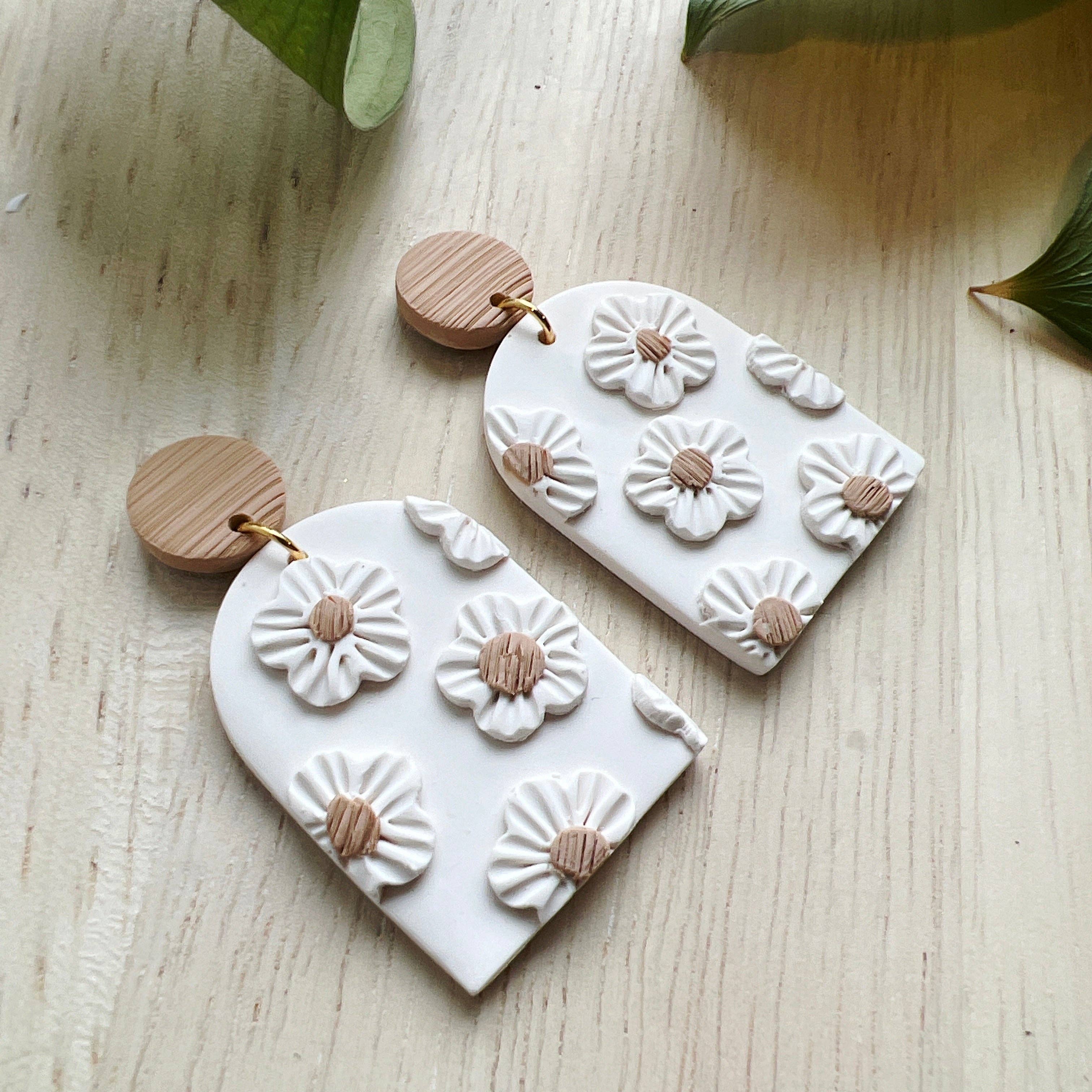 Courage & Calling - Wholesale Dangle Earrings - Emery Daisy Dangles2