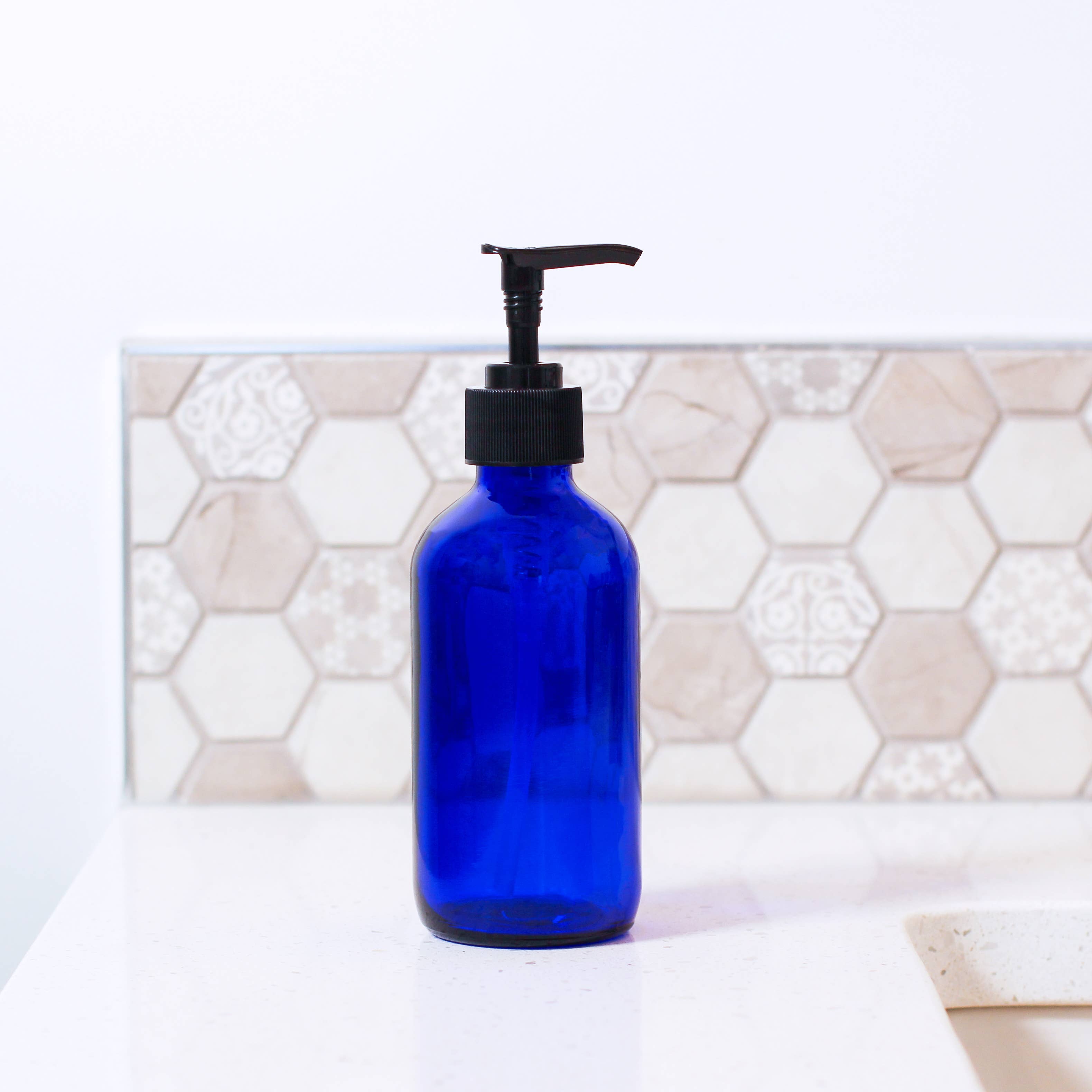 Matrix Aromatherapy - Wholesale Soap Dispenser - 8oz Empty Blue Glass Lotion/Soap Bottle1