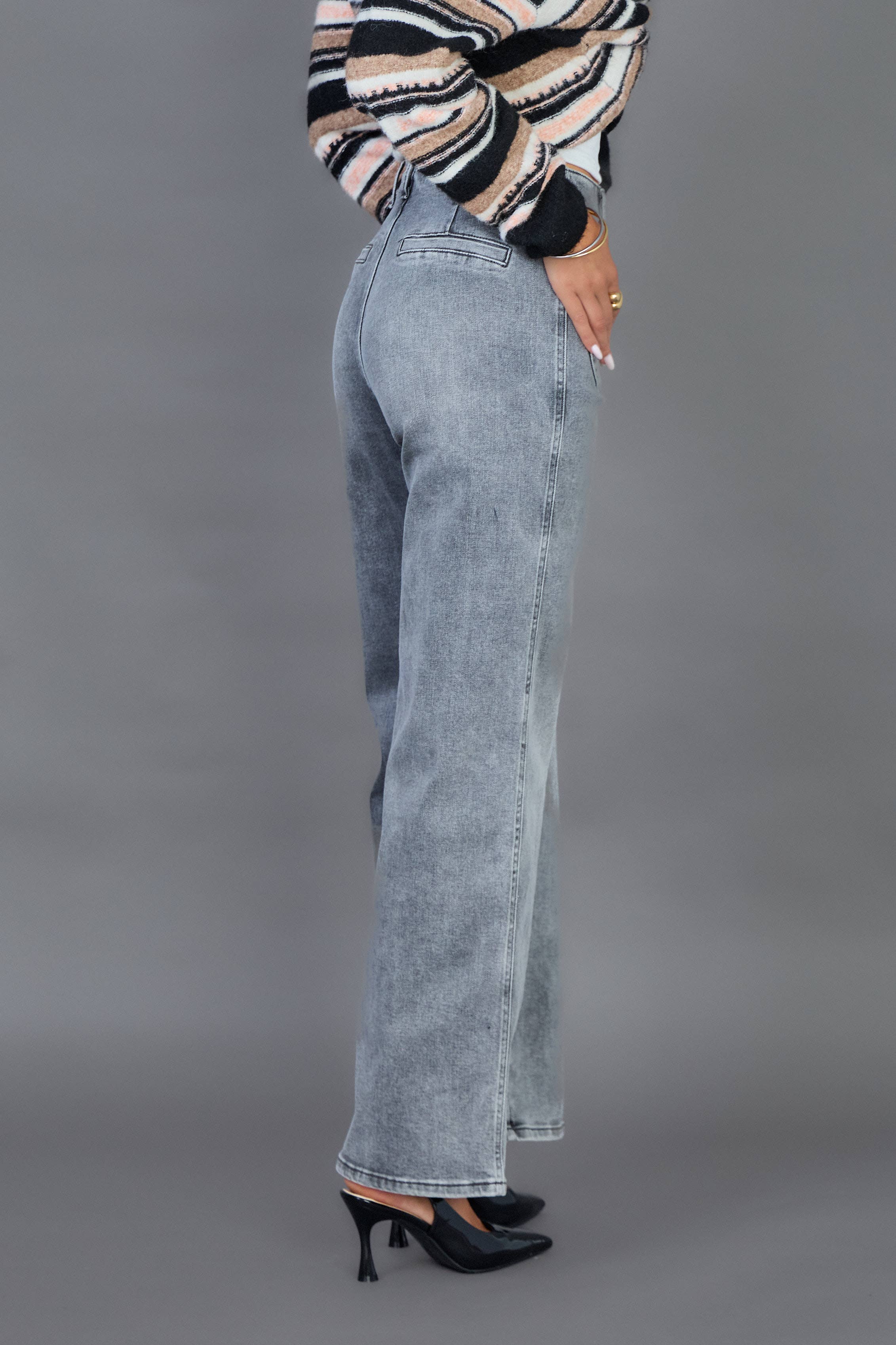ANA & LUCY - Wholesale Jeans - Women's - Wide-Leg Jeans (Button Closure) "Audrey" - ANA & LUCY17