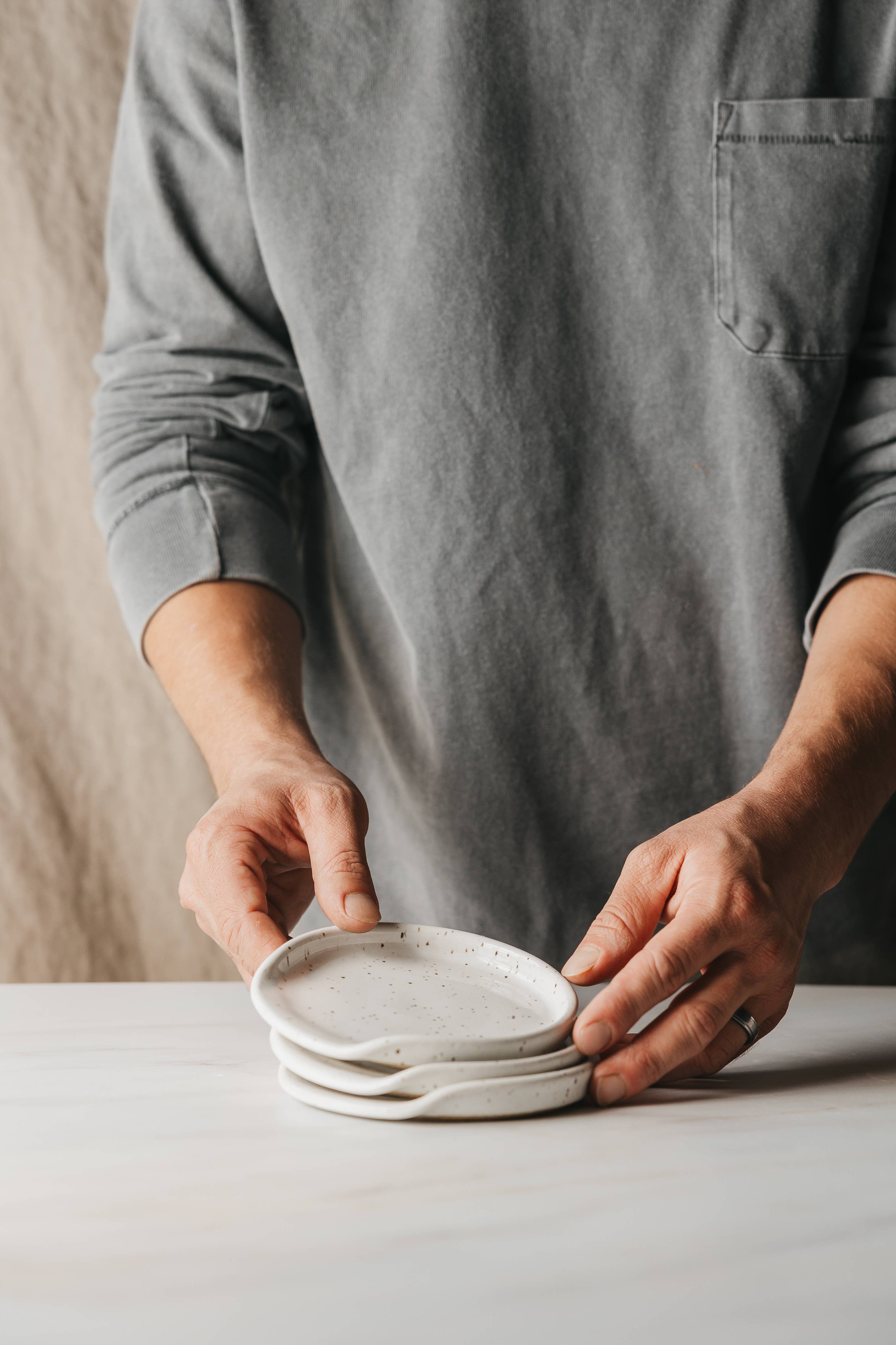 D Pottery - Wholesale Spoon Rest - Speckled White Ceramic Spoon Rest3