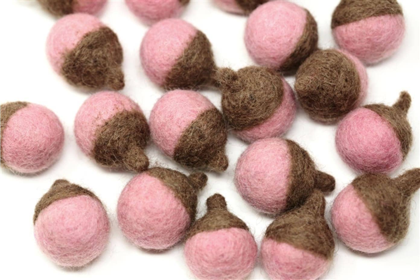 The Felt Pod – wholesale Dekorativt bordsobjekt – Filt ekollon höstdekoration11