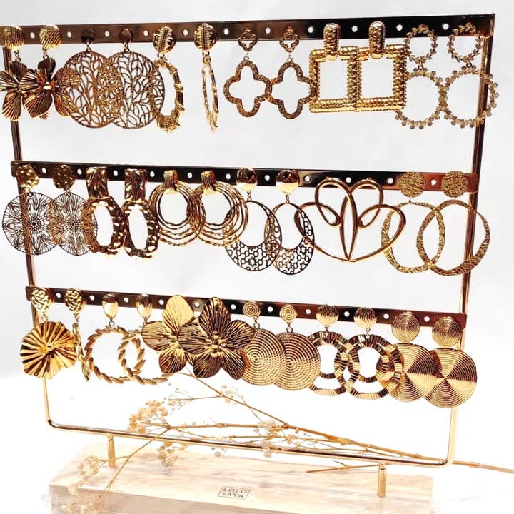 Lot de 18 boucles d’oreilles variées et autres tendances Résultats pour presentoir boucles d oreilles en vente B2B. Retours gratuits et paiement à 60 jours sur Faire sur Faire.