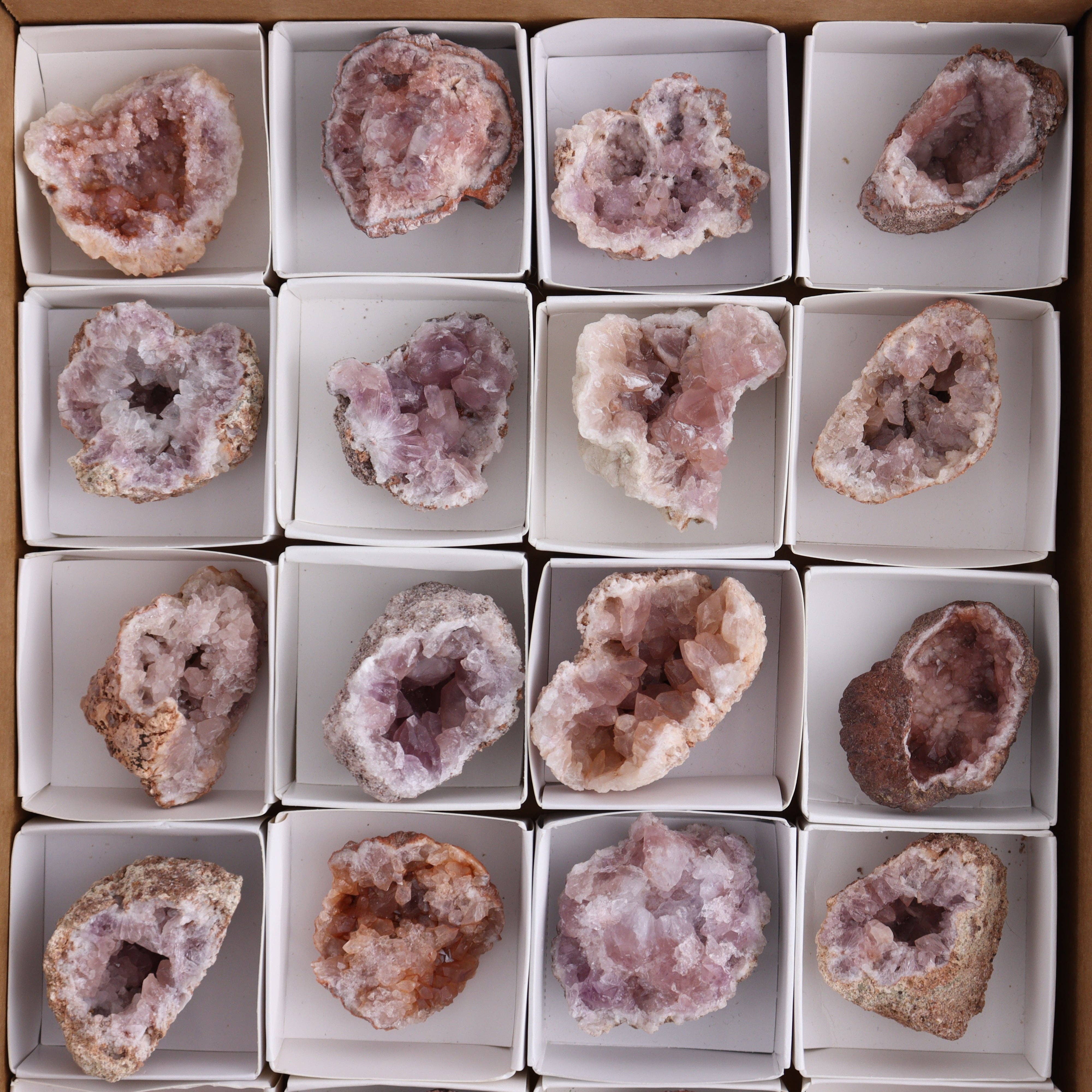 Mi Esperanza Minerals - Wholesale Spiritual Stone/Crystal - Pink Amethyst Flat of 203