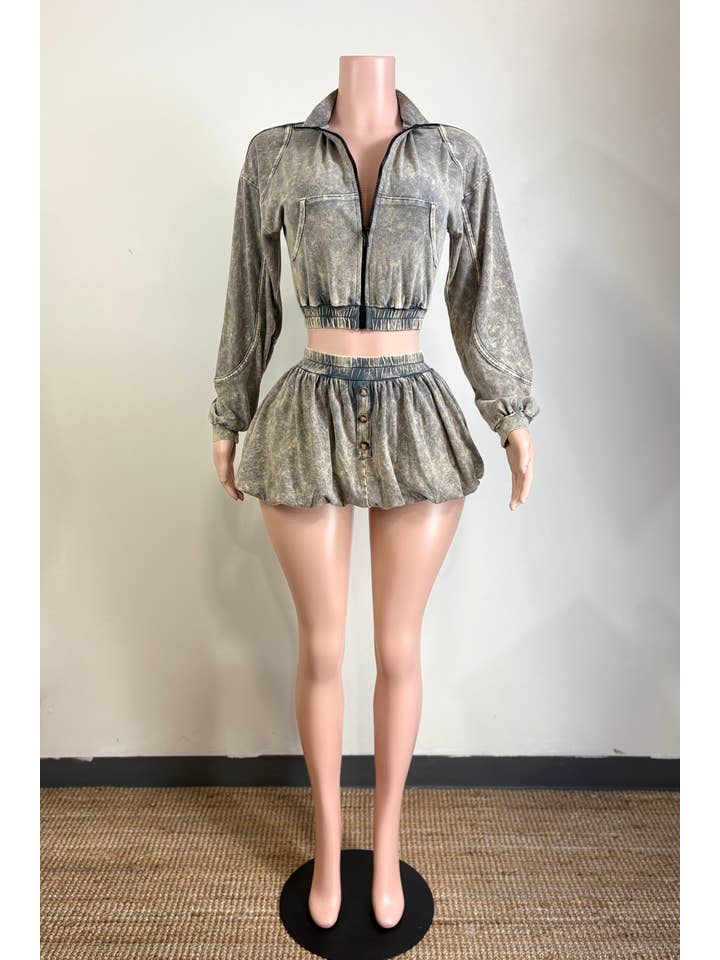 Dalia Studio – wholesale Top & skirt set – Women's – MINERAL WASH ZIP-UP JACKET & BUBBLE SKIRT SET
